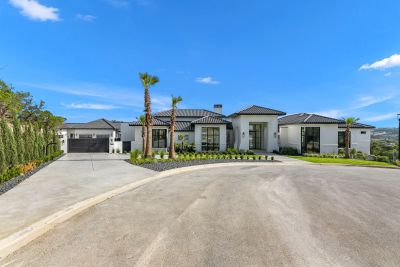 Modern Transitional at The Dominion